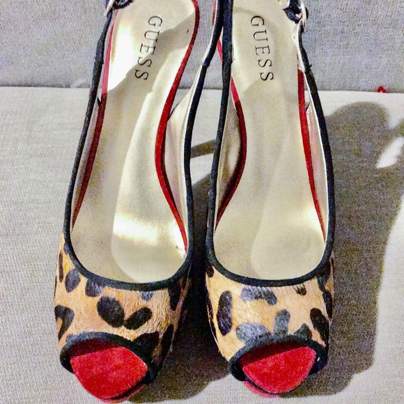 Guess Cheetah Print Sandals - Picture 2 of 3
